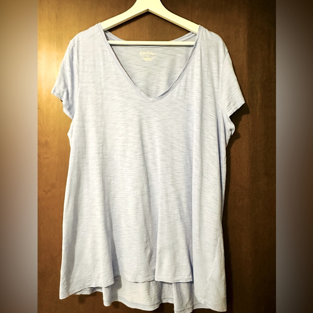 Lilly Pulitzer Light Blue Etta V-Neck Short Sleeve T-Shirt XL